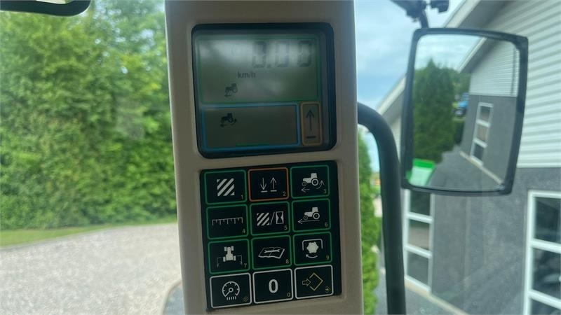 Трактор John Deere 6910 TLS, AutoQurd, Hjørnestops computer og frontl: фото 8