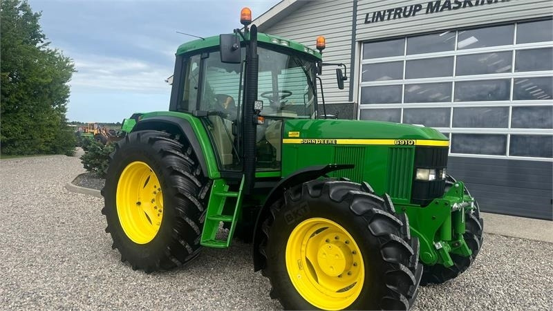 Трактор John Deere 6910 TLS, AutoQurd, Hjørnestops computer og frontl: фото 17