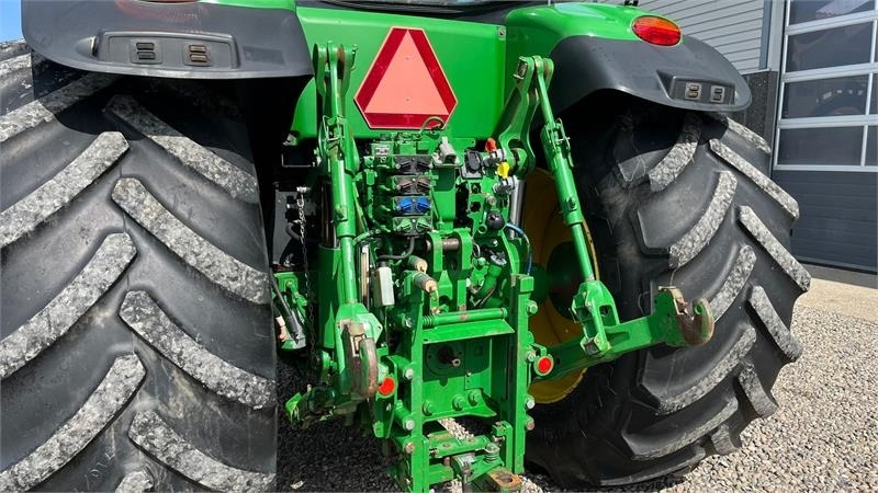 John Deere 7230R Med frontlift. Stor stærk traktor til små pe - Трактор: фото 5 John Deere 7230R Med frontlift. Stor stærk traktor til små pe - Трактор: фото 5
