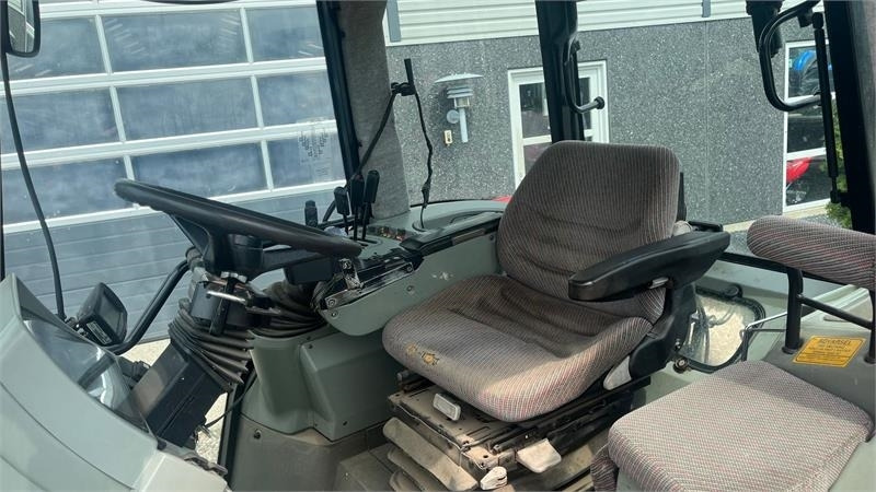 Massey Ferguson 6260 PowerControl med frontlæsser og Topcon sporfø - Трактор: фото 5 Massey Ferguson 6260 PowerControl med frontlæsser og Topcon sporfø - Трактор: фото 5