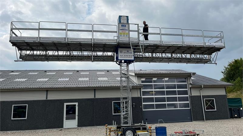 Mega-Tower Byggeelevatorer arbejdsplatformen, Bygg - Ножничный подъемник: фото 1 Mega-Tower Byggeelevatorer arbejdsplatformen, Bygg - Ножничный подъемник: фото 1