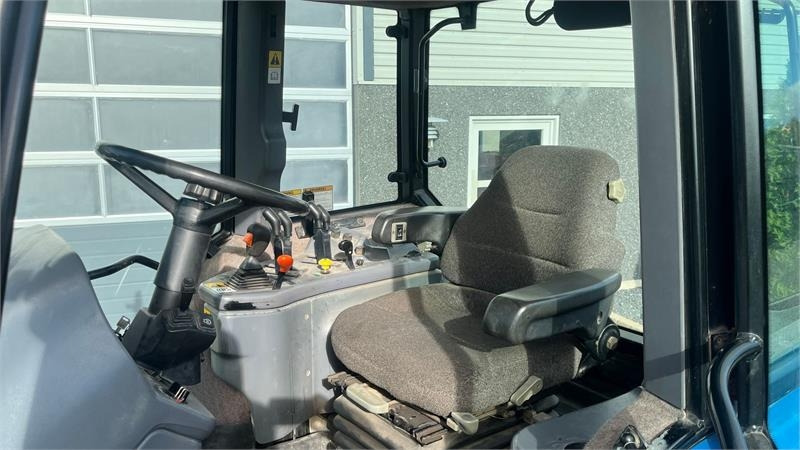 New Holland 8670 Supersteer Samme ejer siden 2012, evt. med tv - Трактор: фото 5 New Holland 8670 Supersteer Samme ejer siden 2012, evt. med tv - Трактор: фото 5