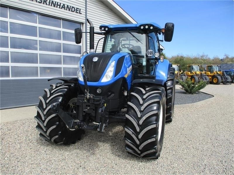 New Holland T7.230 AutoCommand, meget velholdt traktor  в лизинг New Holland T7.230 AutoCommand, meget velholdt traktor: фото 8