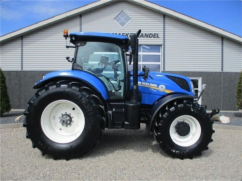 New Holland T7.230 AutoCommand, meget velholdt traktor  в лизинг New Holland T7.230 AutoCommand, meget velholdt traktor: фото 16