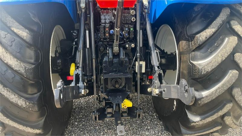 New Holland T7.270 AC med frontlift og frontlæsser  - Трактор: фото 5 New Holland T7.270 AC med frontlift og frontlæsser  - Трактор: фото 5