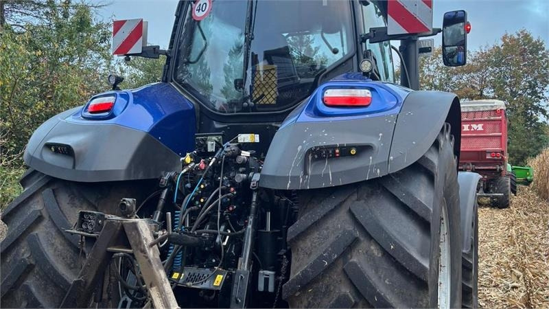 New Holland T7.315 HD NEW GEN Frontlift og front PTO - Трактор: фото 3 New Holland T7.315 HD NEW GEN Frontlift og front PTO - Трактор: фото 3