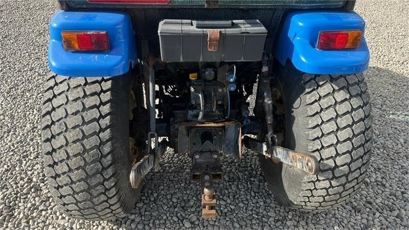 New Holland TC35DA Hydrostat  - Трактор: фото 4 New Holland TC35DA Hydrostat  - Трактор: фото 4