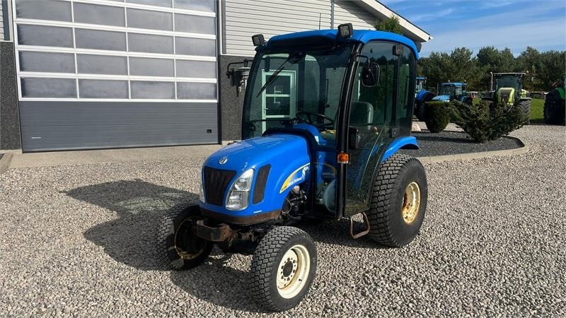 New Holland TC35DA Hydrostat  - Трактор: фото 2 New Holland TC35DA Hydrostat  - Трактор: фото 2