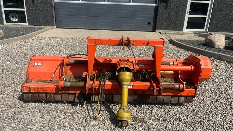 Ortolan TSB 250 Med hydraulisk sideforskydning - Косилка: фото 3 Ortolan TSB 250 Med hydraulisk sideforskydning - Косилка: фото 3