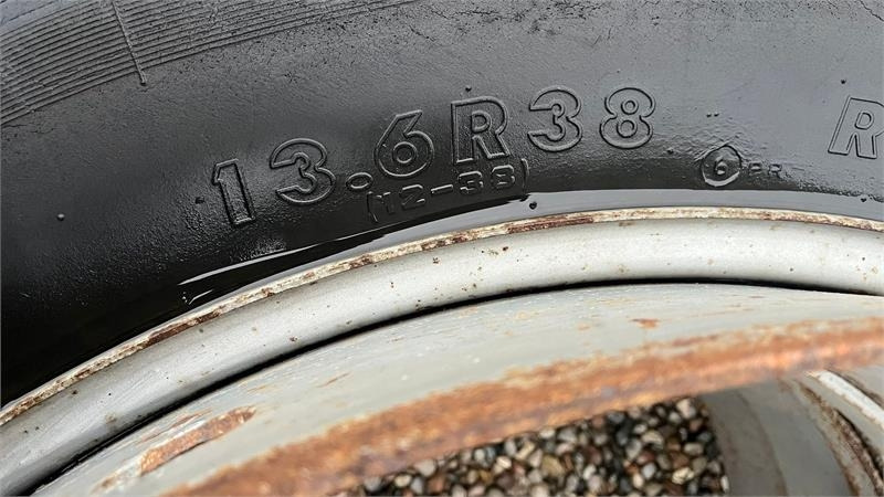 Schaad 13.6-38 Med ring og 8 låse - Шина для Сельскохозяйственной техники: фото 2 Schaad 13.6-38 Med ring og 8 låse - Шина для Сельскохозяйственной техники: фото 2