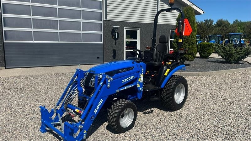 Solis H26 HST Med Frontlæsser og GardenPro dæk - Коммунальный трактор: фото 2 Solis H26 HST Med Frontlæsser og GardenPro dæk - Коммунальный трактор: фото 2