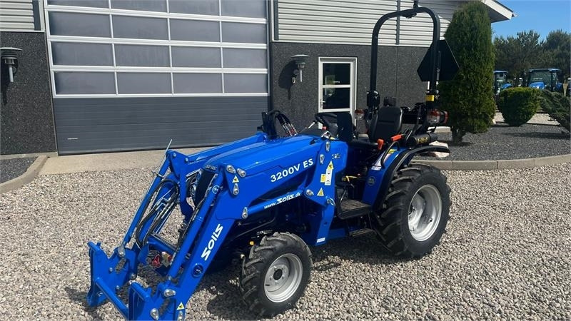 Solis S26 6+2 gearmaskine med Fuldhydraulisk frontlæsser - Коммунальный трактор: фото 2 Solis S26 6+2 gearmaskine med Fuldhydraulisk frontlæsser - Коммунальный трактор: фото 2