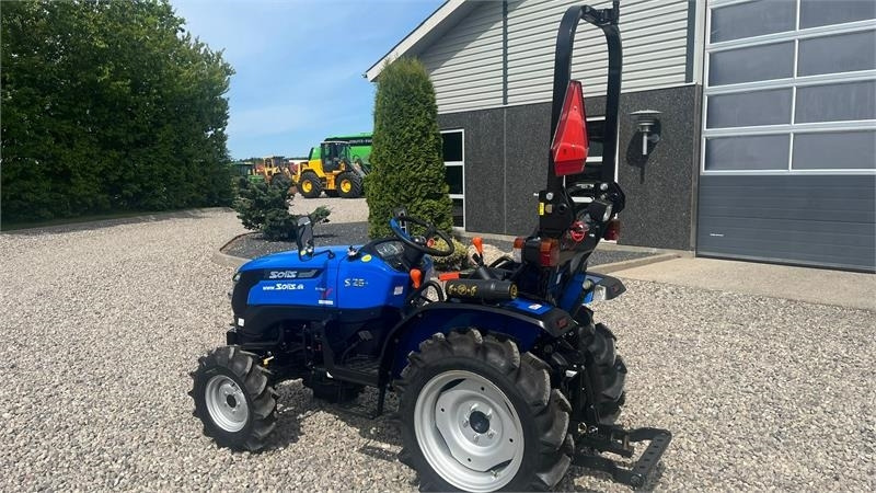 Solis S26 6+2 gearmaskine med servostyring - Коммунальный трактор: фото 3 Solis S26 6+2 gearmaskine med servostyring - Коммунальный трактор: фото 3