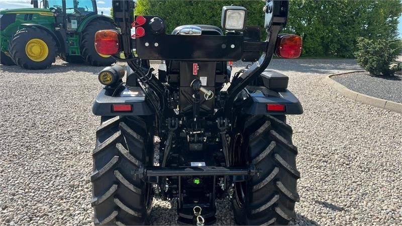 Solis S26 Limited Edition i sort 6+2 Gearmaskine med Ser - Коммунальный трактор: фото 4 Solis S26 Limited Edition i sort 6+2 Gearmaskine med Ser - Коммунальный трактор: фото 4