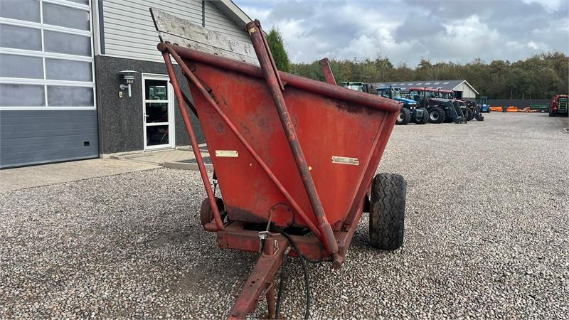 Taarup T3 højtipvogn - Сельскохозяйственный прицеп-самосвал: фото 3 Taarup T3 højtipvogn - Сельскохозяйственный прицеп-самосвал: фото 3