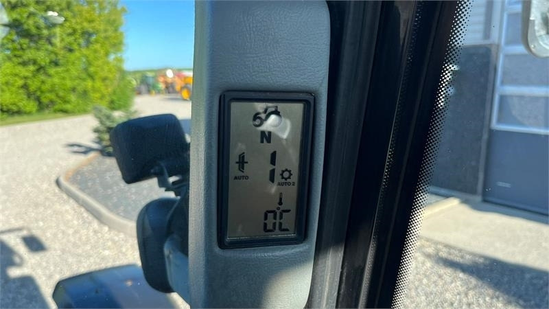 Трактор Valtra T130 med 3.5ton frontlift: фото 11 Трактор Valtra T130 med 3.5ton frontlift: фото 11