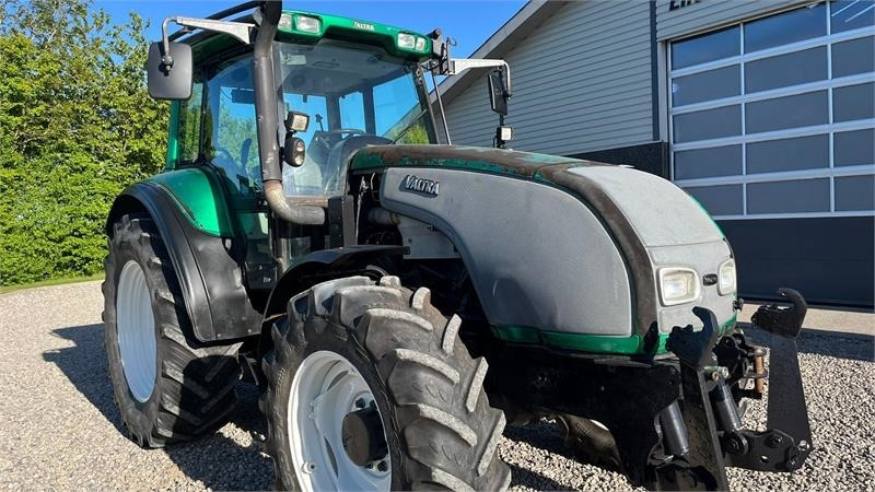 Трактор Valtra T130 med 3.5ton frontlift: фото 16 Трактор Valtra T130 med 3.5ton frontlift: фото 16