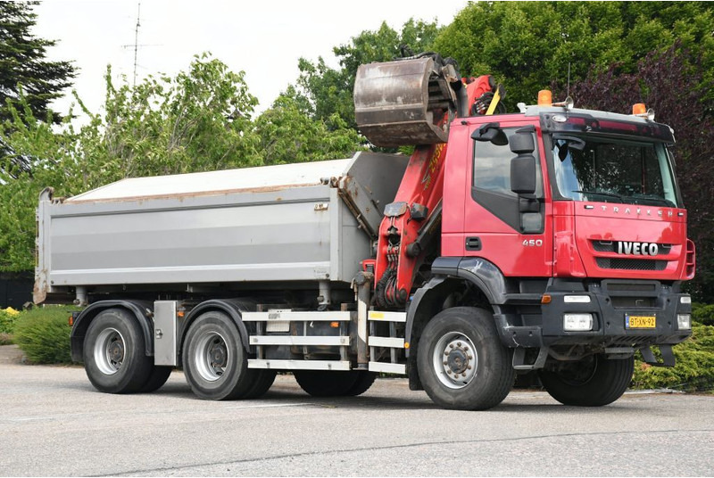 Iveco TRAKKER 450ps !!Z-KRAAN!!RADIO REMOTE!!3 SIDED TIPPER!!EURO5!! 10MM CHASSIS LIBIA!! - Самосвал, Автоманипулятор: фото 5 Iveco TRAKKER 450ps !!Z-KRAAN!!RADIO REMOTE!!3 SIDED TIPPER!!EURO5!! 10MM CHASSIS LIBIA!! - Самосвал, Автоманипулятор: фото 5
