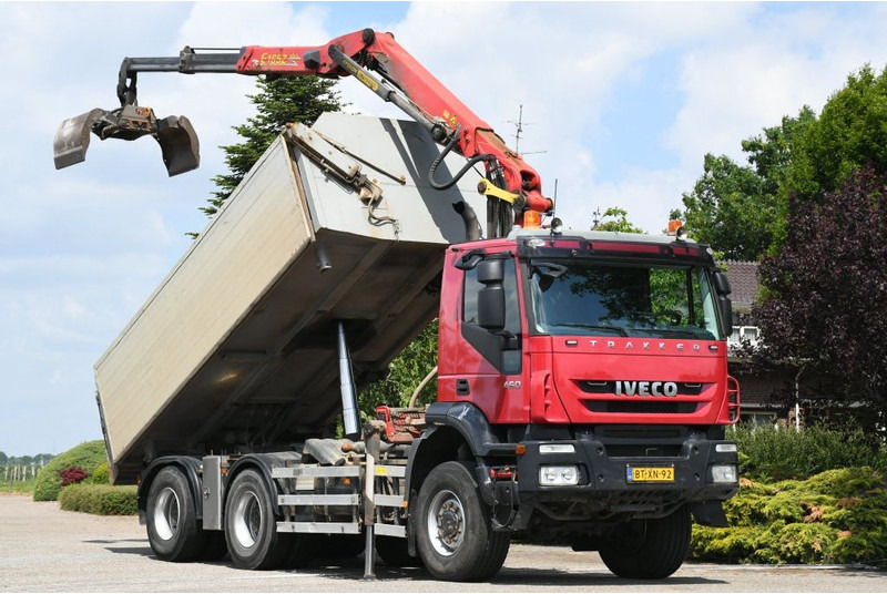 Iveco TRAKKER 450ps !!Z-KRAAN!!RADIO REMOTE!!3 SIDED TIPPER!!EURO5!! 10MM CHASSIS LIBIA!! - Самосвал, Автоманипулятор: фото 2 Iveco TRAKKER 450ps !!Z-KRAAN!!RADIO REMOTE!!3 SIDED TIPPER!!EURO5!! 10MM CHASSIS LIBIA!! - Самосвал, Автоманипулятор: фото 2