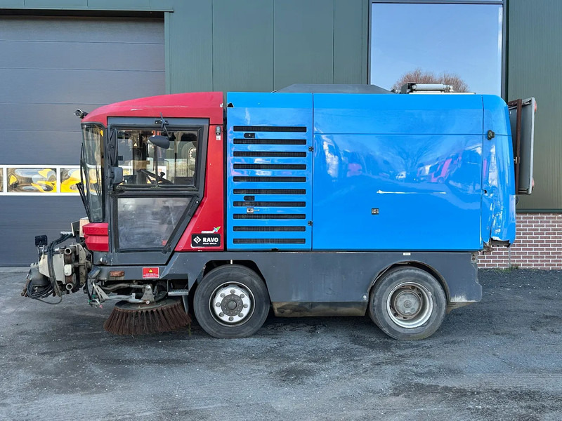 Ravo 580 VEEGMACHINE/SWEEPER!! - Подметально-уборочная машина: фото 2 Ravo 580 VEEGMACHINE/SWEEPER!! - Подметально-уборочная машина: фото 2