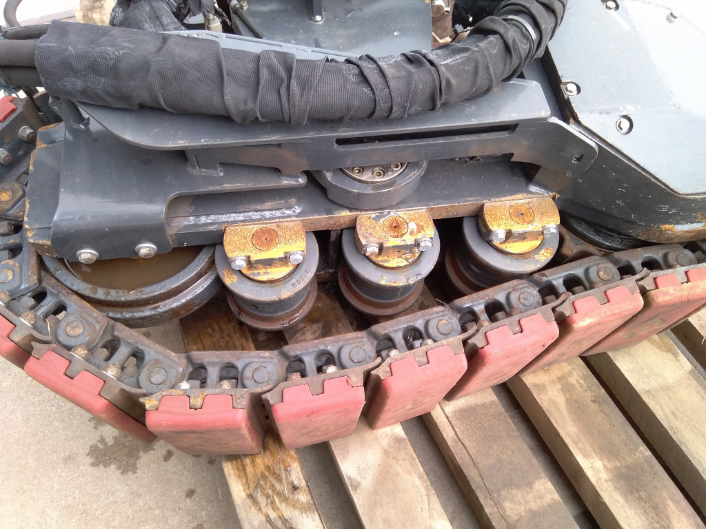 Bomag BM1000-35 - - Запчасти ходовой части для Строительной техники: фото 4 Bomag BM1000-35 - - Запчасти ходовой части для Строительной техники: фото 4