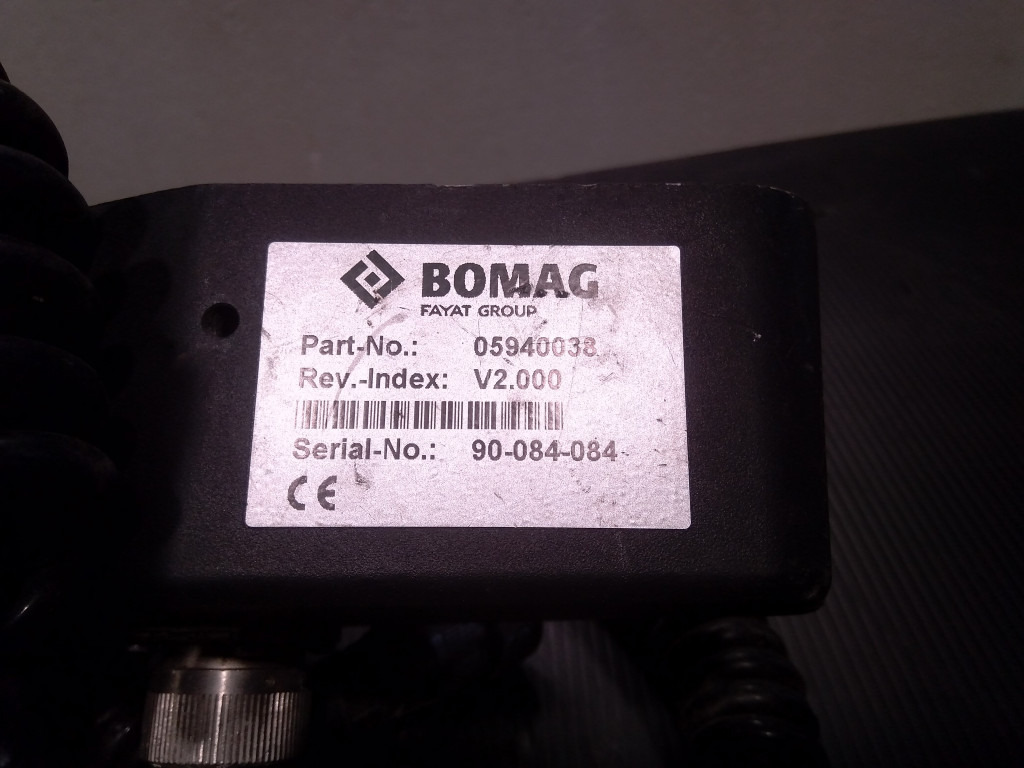 Bomag BM2000-75 - - Приборная панель для Строительной техники: фото 4 Bomag BM2000-75 - - Приборная панель для Строительной техники: фото 4