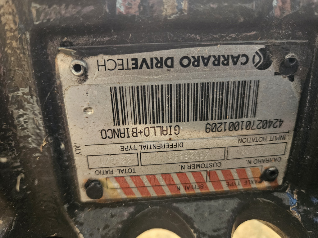 Case 48028549 - Передняя ось для Строительной техники: фото 2 Case 48028549 - Передняя ось для Строительной техники: фото 2