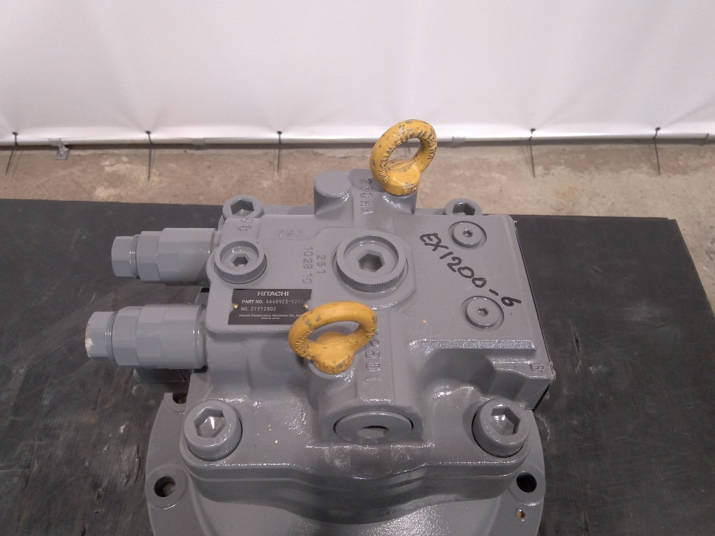 Hitachi 4668923 - Поворотный редуктор для Строительной техники: фото 2 Hitachi 4668923 - Поворотный редуктор для Строительной техники: фото 2