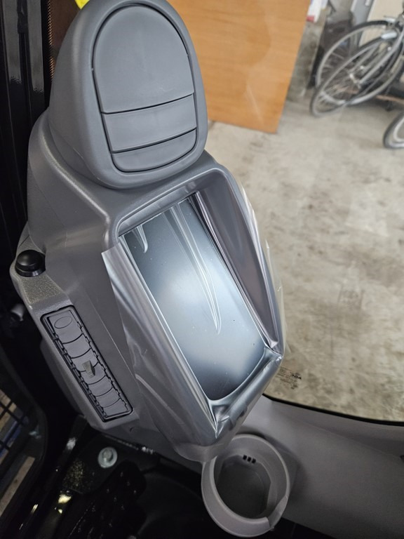 Hitachi ZX-5 ZX-6 - YA00038613 - Кабина для Строительной техники: фото 4 Hitachi ZX-5 ZX-6 - YA00038613 - Кабина для Строительной техники: фото 4