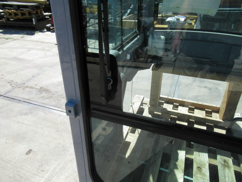 Kobelco 72271210 - Кабина для Строительной техники: фото 5 Kobelco 72271210 - Кабина для Строительной техники: фото 5