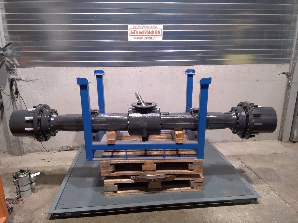 New Holland 84285793 - Задняя ось для Строительной техники: фото 1 New Holland 84285793 - Задняя ось для Строительной техники: фото 1