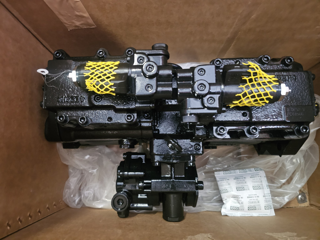 New Holland YB10V00005F4 - YB10V00005F2 - Гидравлический насос для Строительной техники: фото 1 New Holland YB10V00005F4 - YB10V00005F2 - Гидравлический насос для Строительной техники: фото 1