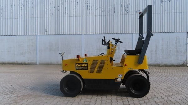 Saski TS 160-3 - Пневмоколесный каток: фото 5 Saski TS 160-3 - Пневмоколесный каток: фото 5