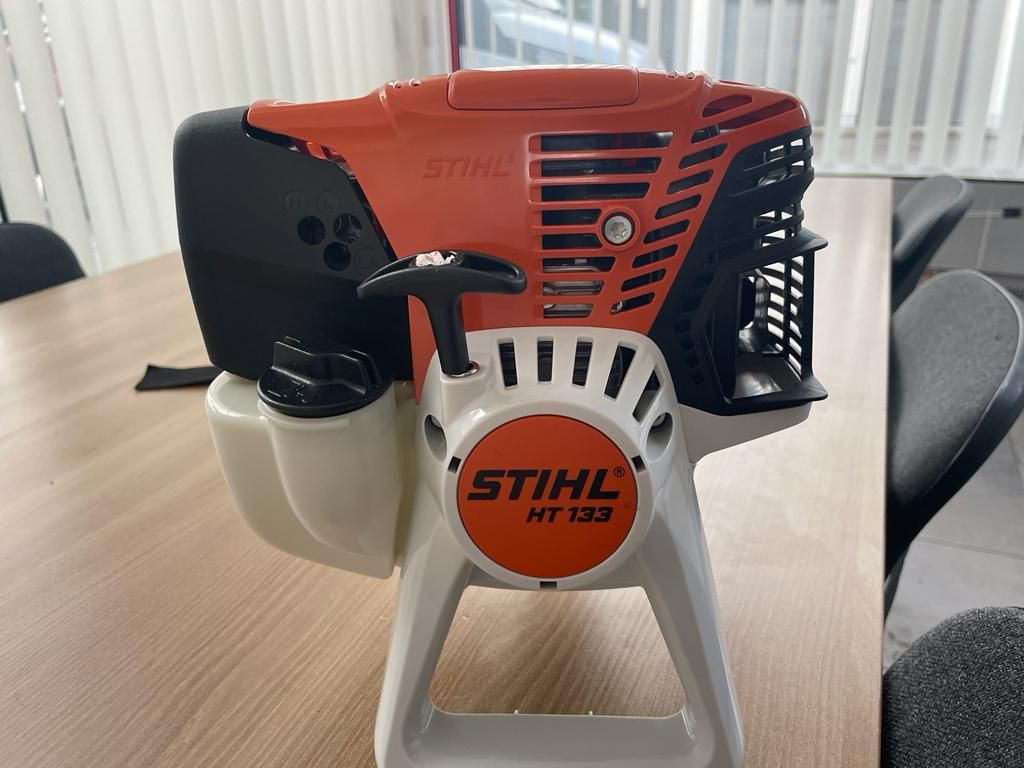Stihl HT 133 - Лесозаготовительная техника: фото 3 Stihl HT 133 - Лесозаготовительная техника: фото 3