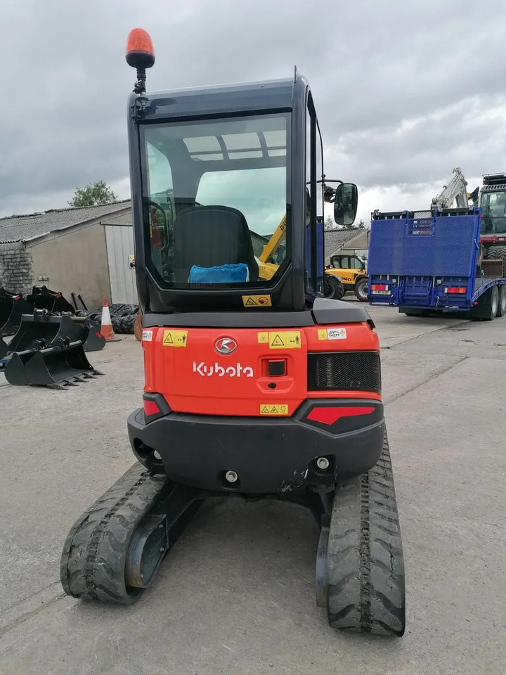 KUBOTA U27-4 - Мини-экскаватор: фото 1 KUBOTA U27-4 - Мини-экскаватор: фото 1