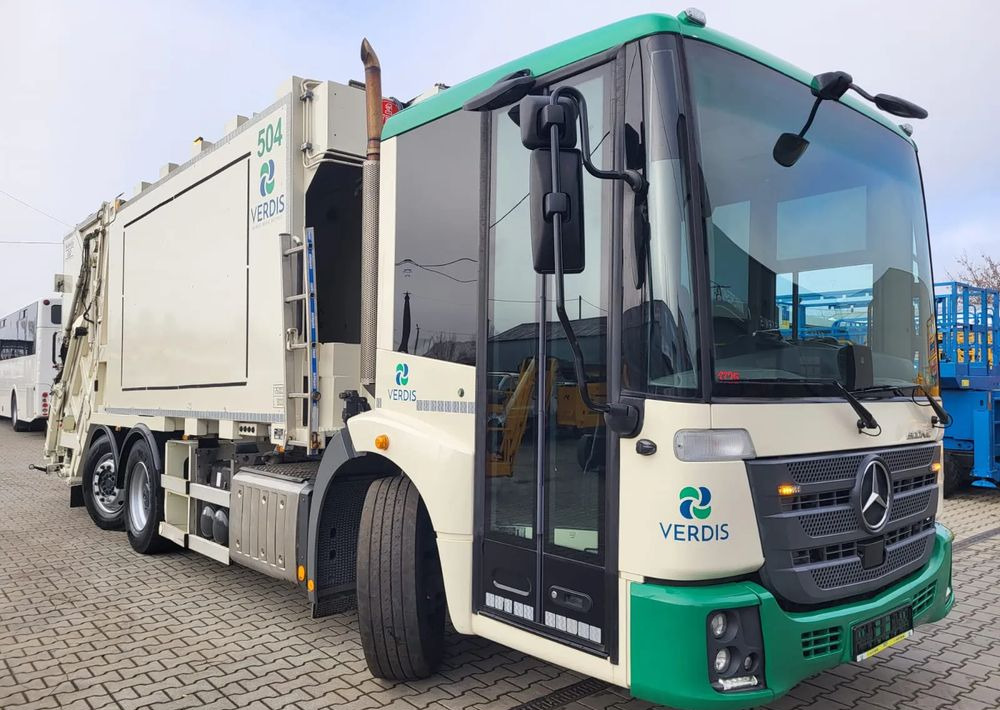 Mercedes-Benz Econic 2630 dwukomorowa - Мусоровоз: фото 2 Mercedes-Benz Econic 2630 dwukomorowa - Мусоровоз: фото 2