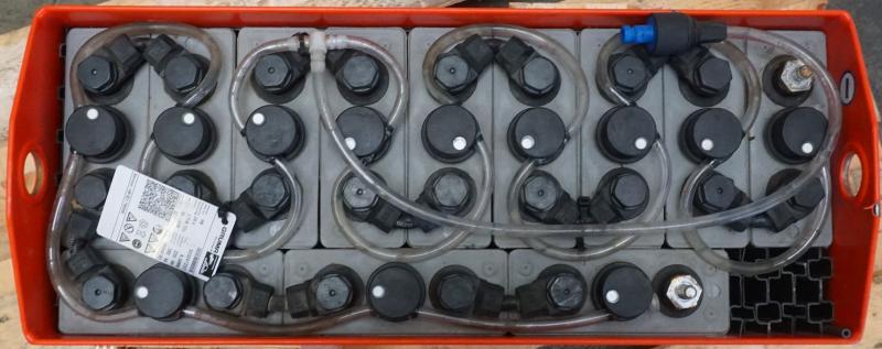 GRUMA 24 Volt 3 PzB 225 Ah - Аккумулятор: фото 3 GRUMA 24 Volt 3 PzB 225 Ah - Аккумулятор: фото 3
