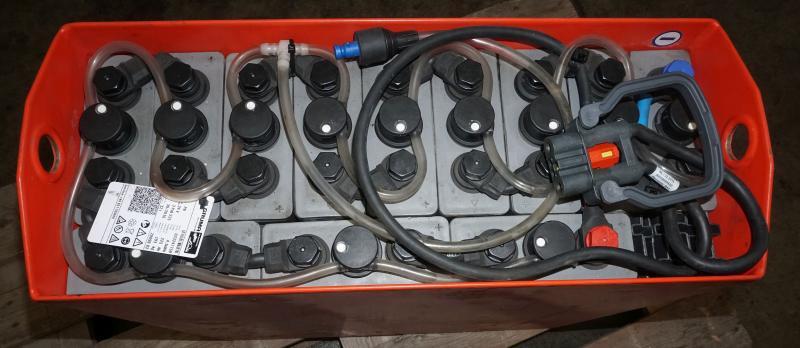 GRUMA 24 Volt 3 PzB 225 Ah - Аккумулятор: фото 3 GRUMA 24 Volt 3 PzB 225 Ah - Аккумулятор: фото 3