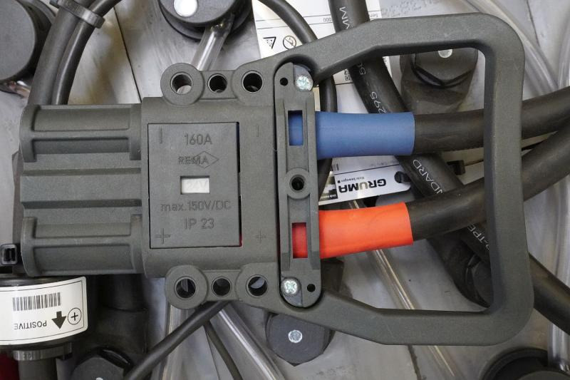 GRUMA 24 Volt 4 PzS 500 Ah - Аккумулятор: фото 5 GRUMA 24 Volt 4 PzS 500 Ah - Аккумулятор: фото 5