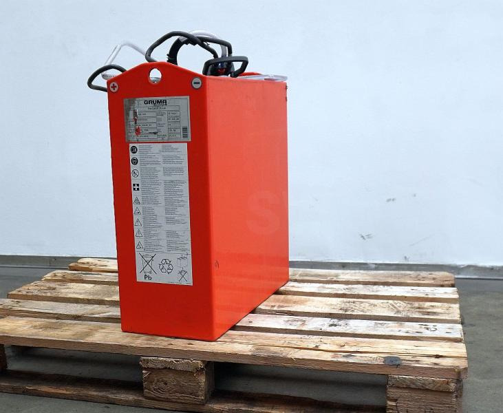 HAWKER 24 Volt 3 PzB 225 Ah - Аккумулятор: фото 2 HAWKER 24 Volt 3 PzB 225 Ah - Аккумулятор: фото 2