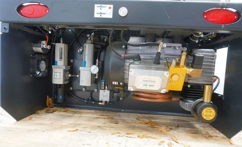 LINDE Kompressor für Druckluftbremsanlage Linde P 50 - Детали тормозной системы для Погрузочно-разгрузочной техники: фото 3 LINDE Kompressor für Druckluftbremsanlage Linde P 50 - Детали тормозной системы для Погрузочно-разгрузочной техники: фото 3