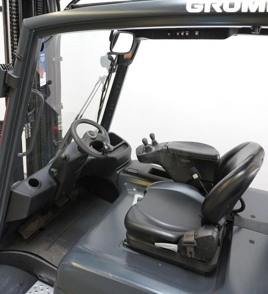 Linde E 30 L 387 - Электропогрузчик: фото 3 Linde E 30 L 387 - Электропогрузчик: фото 3