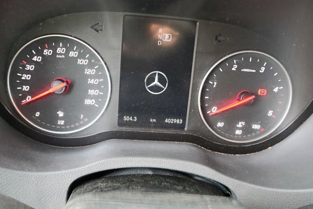 Mercedes-Benz SPRINTER Serie 3957 - Цельнометаллический фургон: фото 5 Mercedes-Benz SPRINTER Serie 3957 - Цельнометаллический фургон: фото 5
