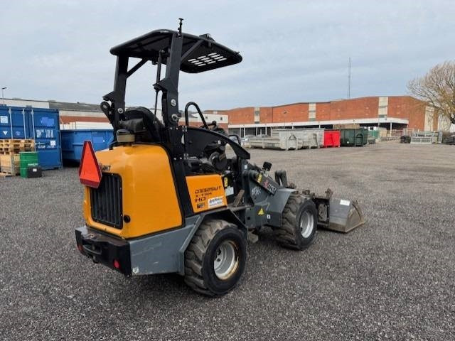 Giant D 332 SWT X-TRA - Гусеничный мини-погрузчик: фото 4 Giant D 332 SWT X-TRA - Гусеничный мини-погрузчик: фото 4