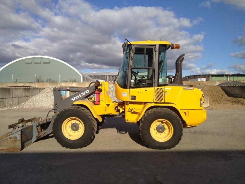 Volvo L 35 G - Колёсный погрузчик: фото 1 Volvo L 35 G - Колёсный погрузчик: фото 1