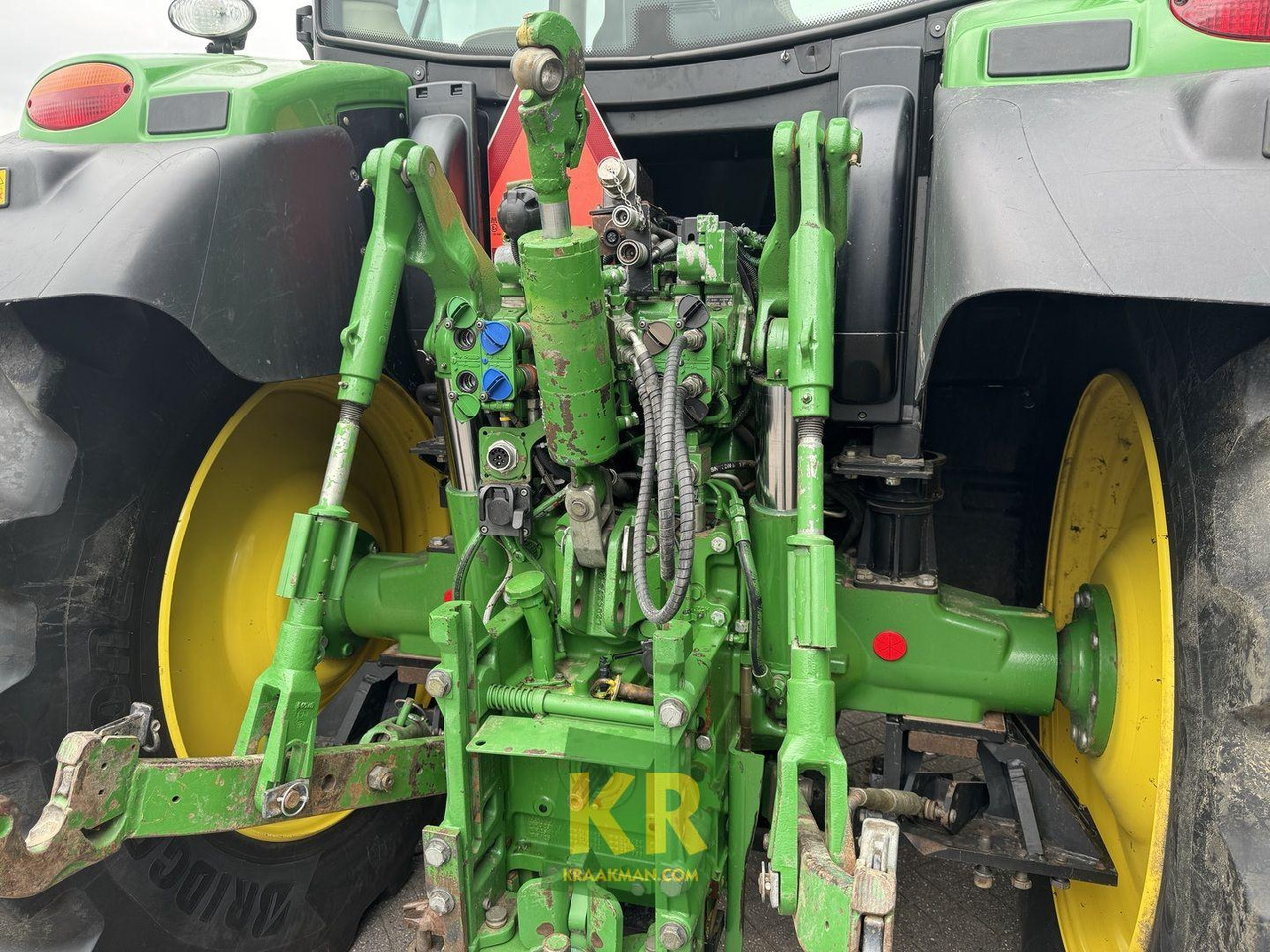 Трактор 6150R John Deere: фото 9