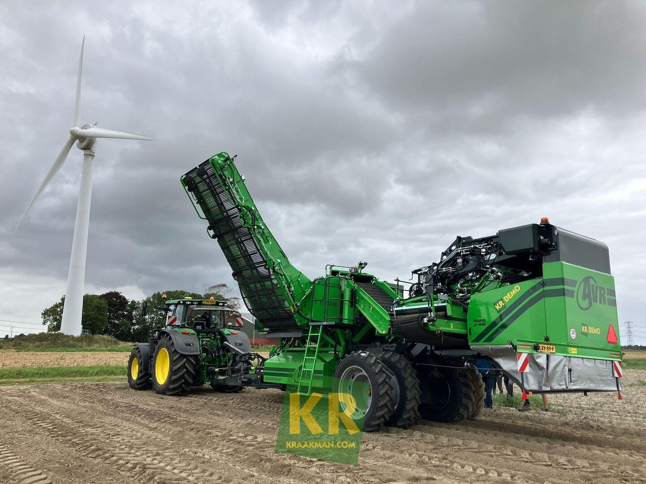 AVR Spirit 9200 aardappelrooier - Картофелеуборочный комбайн: фото 1 AVR Spirit 9200 aardappelrooier - Картофелеуборочный комбайн: фото 1