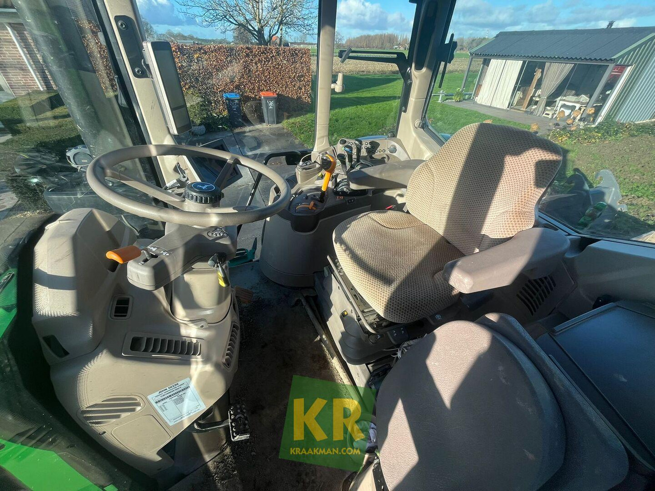 John Deere 6140M - Трактор: фото 4 John Deere 6140M - Трактор: фото 4