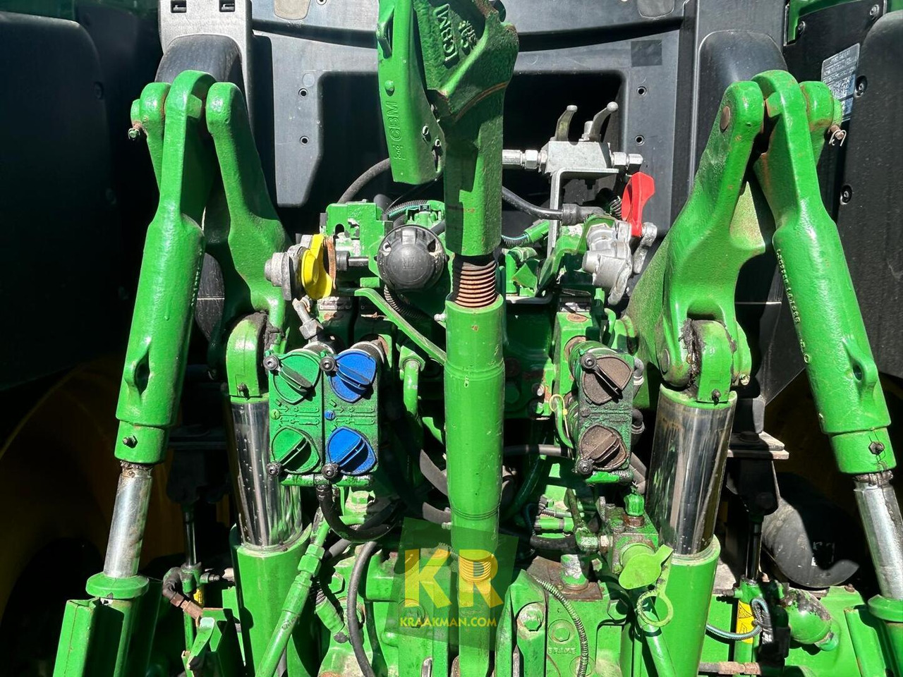 Трактор John Deere 6150R: фото 7