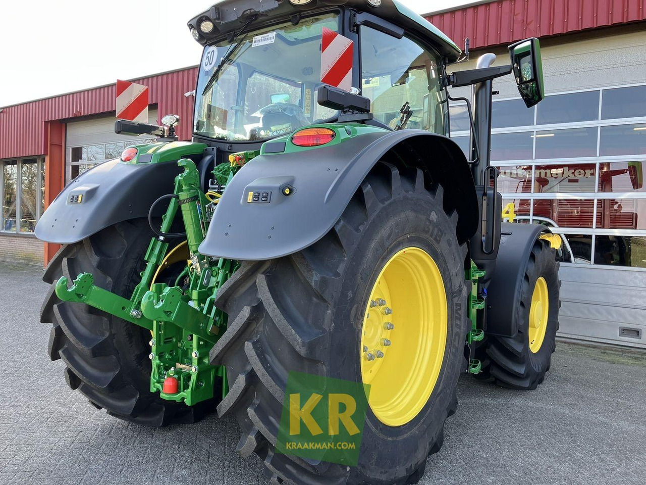 John Deere 6R 175 - Трактор: фото 3 John Deere 6R 175 - Трактор: фото 3